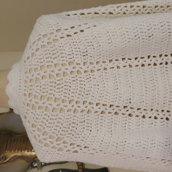 Vintage Handmaid Crocheted Button Cape - Picture 7 of 12